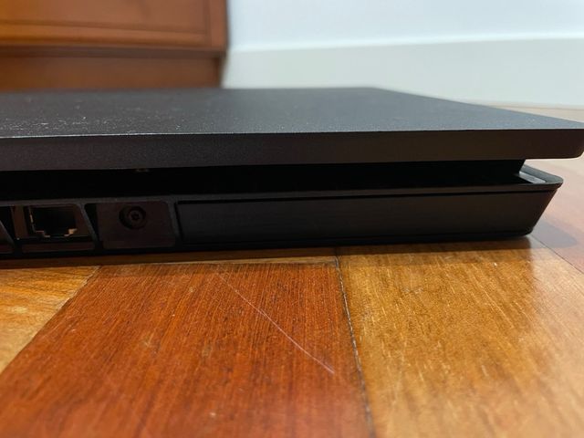 PlayStation 4 Slim 1TB en Caja Original