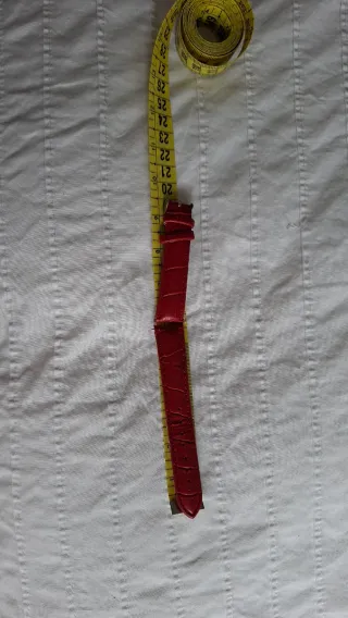 Correa de reloj roja de piel