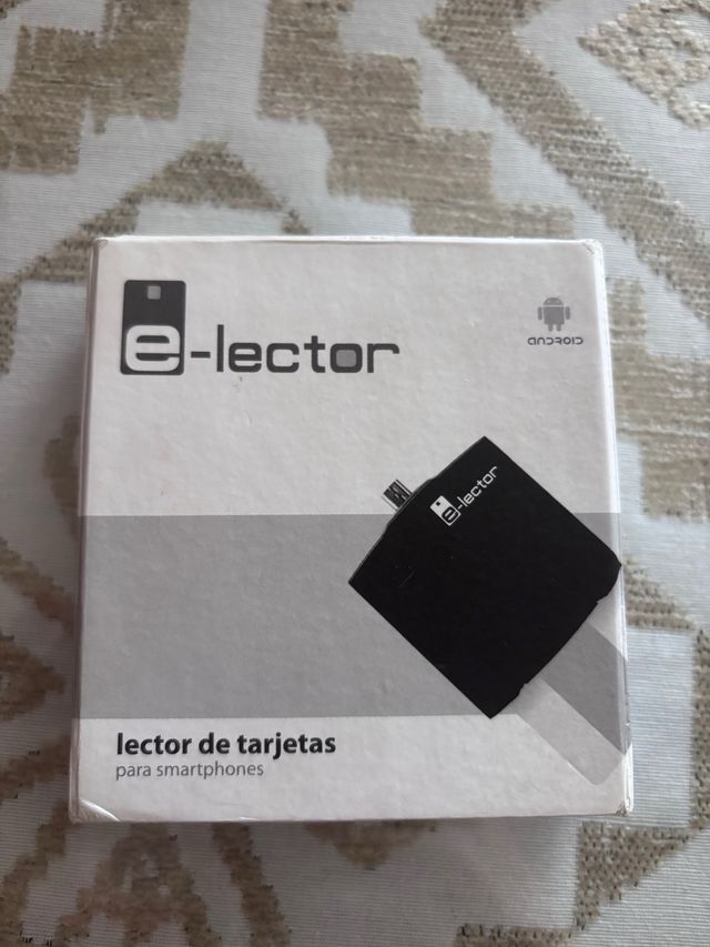 Lettore di carte e-lettore per smartphone con porta micro-USB in ottime condizioni