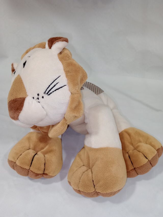 Peluche León 30x26 cm aprox.