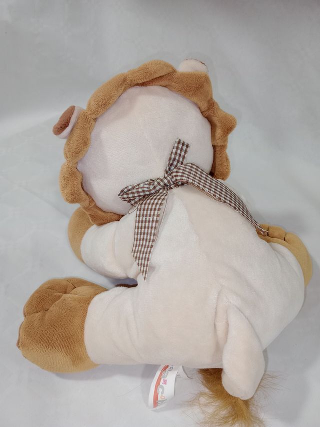 Peluche León 30x26 cm aprox.