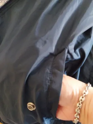 Anorak chico verdeReversible en negro