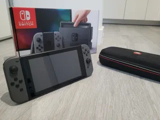 Nintendo Switch Gris