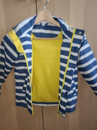 Chubasquero infantil rayas azules