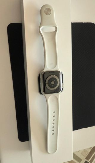 Apple Watch Series 5 40mm Argento/Bianco