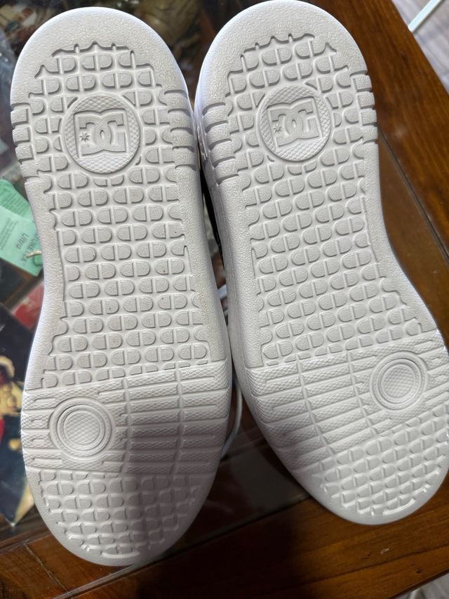 Zapatillas DC Nuevas Talla 36