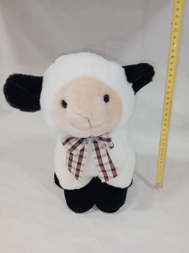 Peluche Ovejita 37x30 cm aprox.
