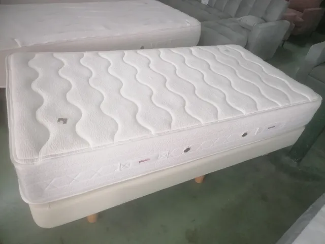 Base tapizada + colchón Pikolin 100x200