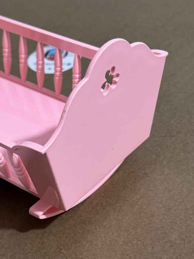 Cuna de barriguitas retoño año 90