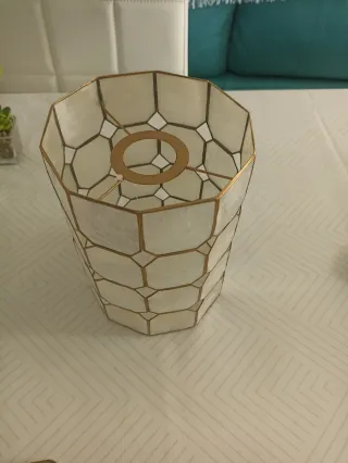 Lámpara de techo nacar y metal nueva