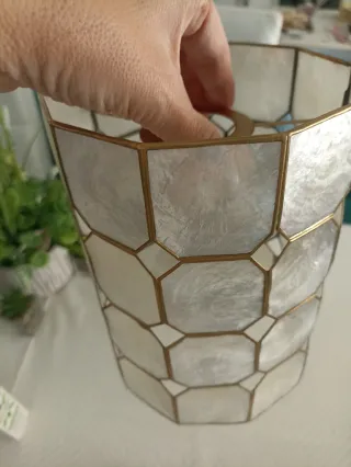 Lámpara de techo nacar y metal nueva