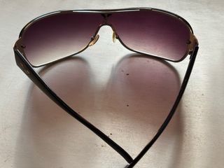 Gafas de sol Vives doradas y moradas