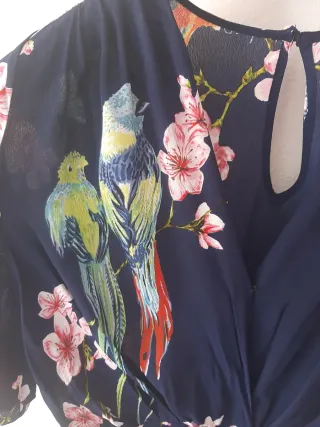 Mono Derhy estampado pájaros y flores