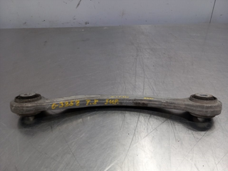 BRAZO SUSPENSION SUPERIOR TRASERO IZQUIERDO MERCE