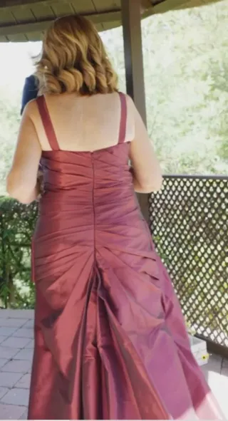 Vestido de fiesta elegante rojo
