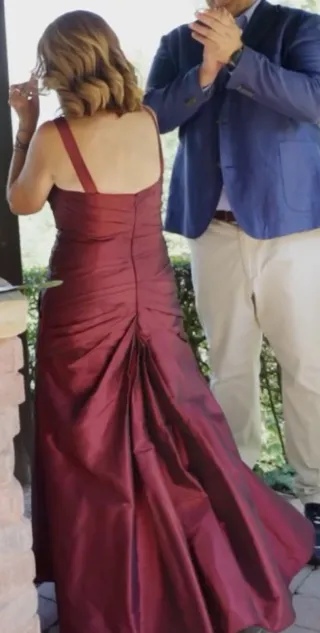Vestido de fiesta elegante rojo