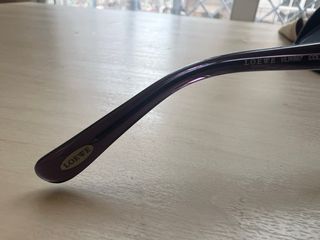 Gafas de sol Loewe rosas y moradas