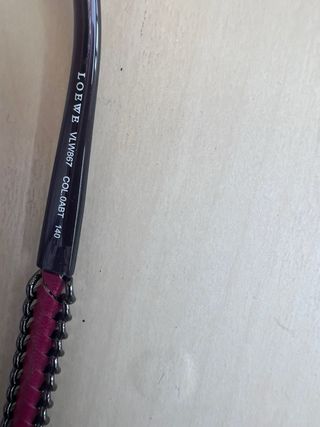 Gafas de sol Loewe rosas y moradas