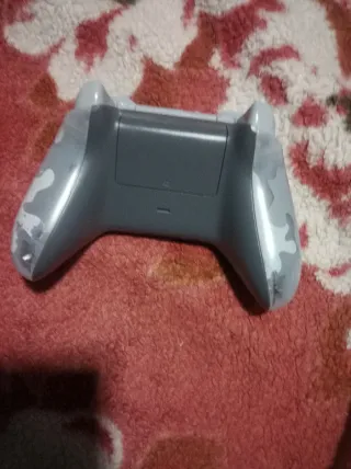 Mando Xbox One Camuflaje Gris/Blanco