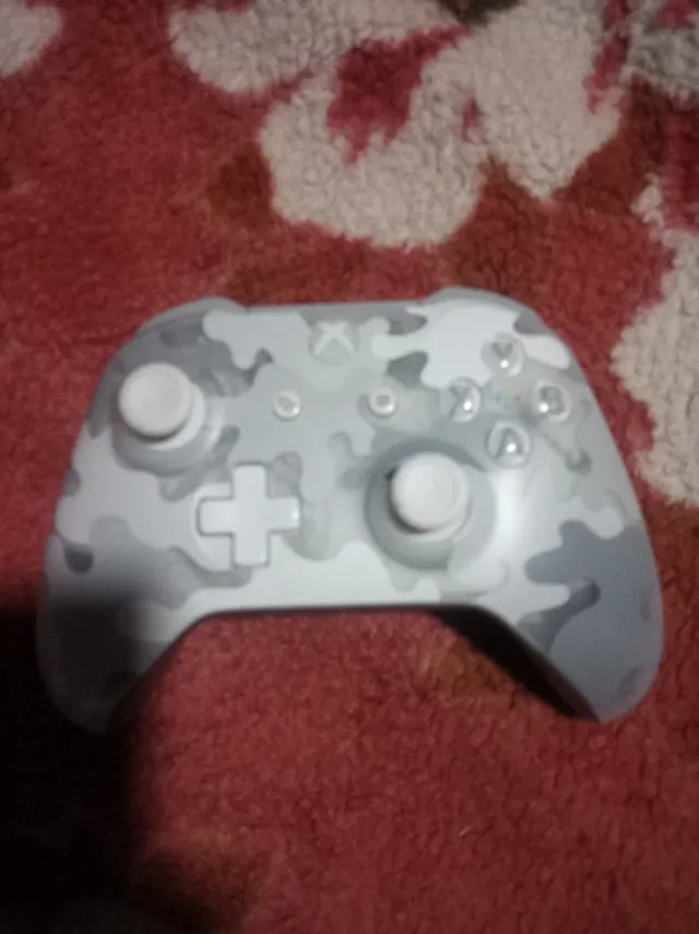 Mando Xbox One Camuflaje Gris/Blanco