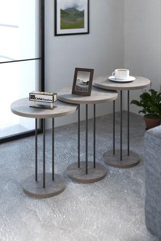 Set di tre tavolini nido rotondi in marmo grigio