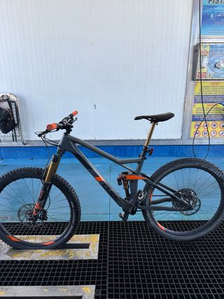 Bicicleta Cube Stereo