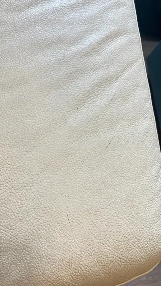 Sofá de piel 2 plazas.