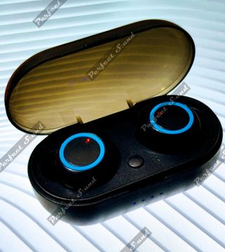 Auriculares inalámbricos (negro - azul)
