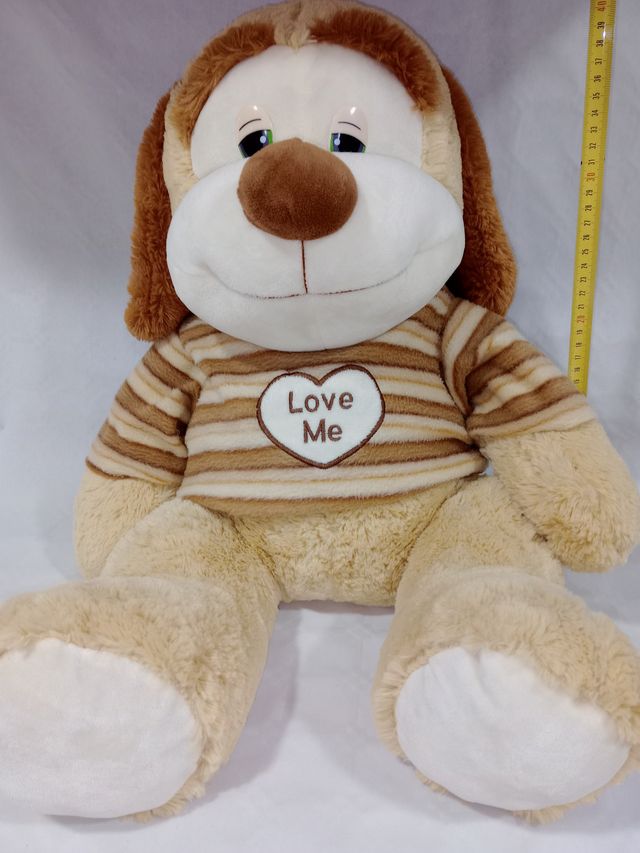 Peluche Perro Grande 65x38 cmtrs. aprox.