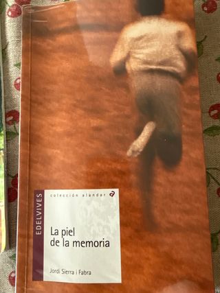 La piel de la memoria (Alandar) (Spanish Edition)
