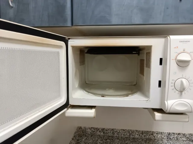 Microondas Daewoo blanco