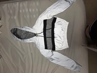 Chaqueta impermeable reflectante corto