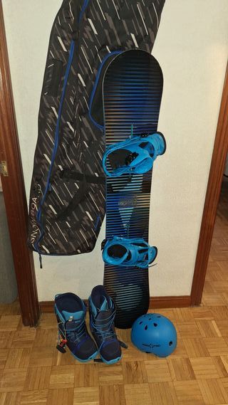 Tabla Snowboard Burton Clash + Botas.