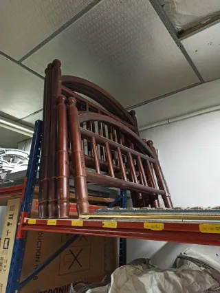 Estructura de cama de madera