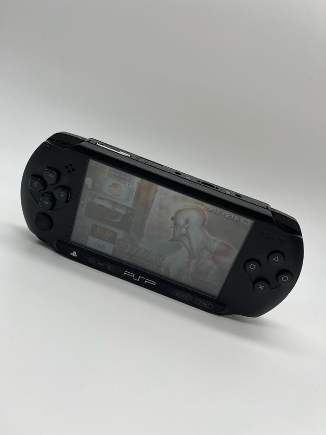 PSP Street E1000 Negra con Caja