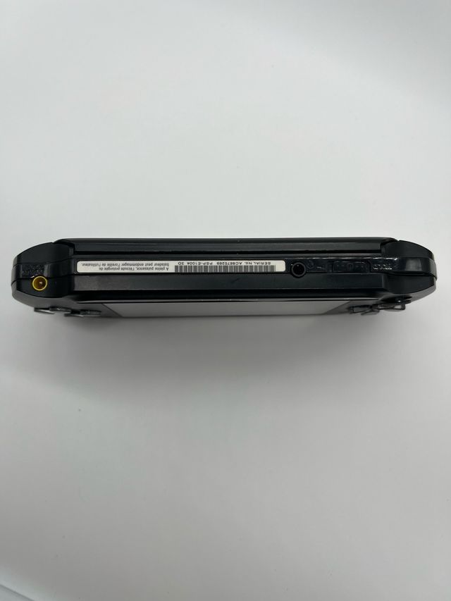 PSP Street E1000 Negra con Caja