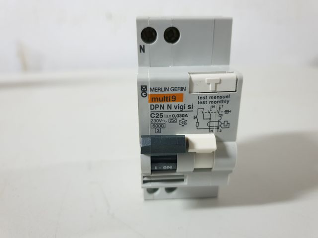Merlin Gerin Multi 9 DPN N vigi si