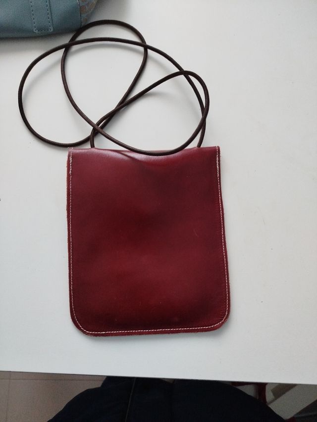 Bolso pequeño de cuero