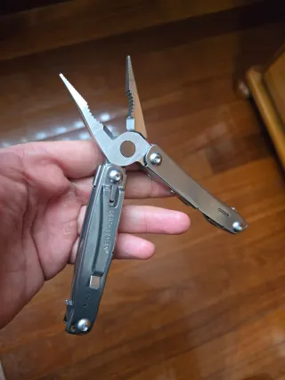 Leatherman Wingman multiherramienta