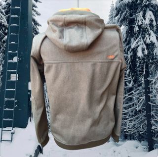 Chaqueta Decathlon verde kaki