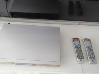 Reproductor DVD/CD Best Bye