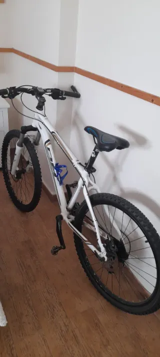 BH Peak Shimano Deore x 27 Neumát. y frenos nuevos