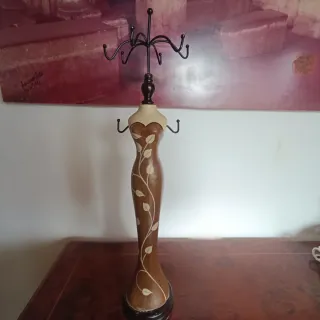 Busto joyero porta collares