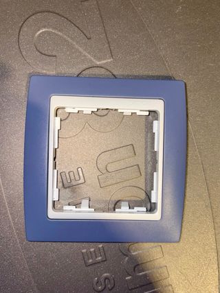 Marco para Mecanismo Simon 82 Nuevo