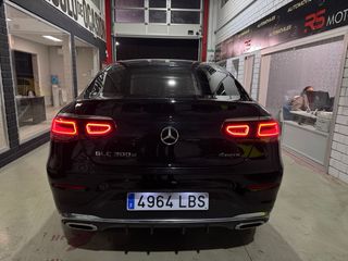 Mercedes-Benz GLC Coupé 300d 245cv amg line