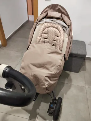 Carro de paseo bebé Trío Foppapedretti Beige