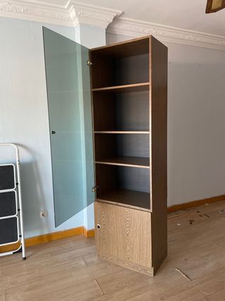 Vitrina madera y cristal