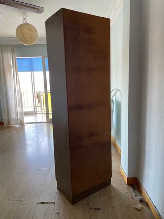 Vitrina madera y cristal