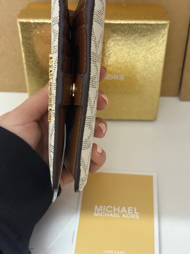 Cartera Michael Kors Logo Vainilla Marrón