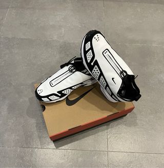 Nike Air Max SNDR Blancas Talla 42 Nuevas